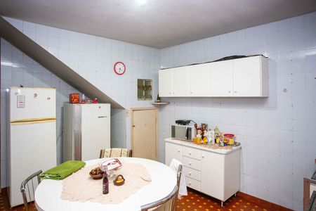 Casa à venda com 121m², 3 quartos e 2 vagasCozinha