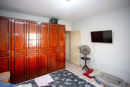 Casa à venda com 121m², 3 quartos e 2 vagasQuarto 2
