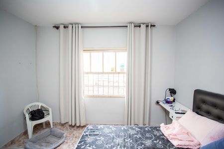 Casa à venda com 121m², 3 quartos e 2 vagasQuarto 2