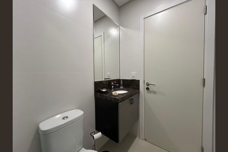 Apartamento para alugar com 71m², 2 quartos e 1 vaga Apartamento para alugar com 71m², 2 quartos e 1 vagaBanheiro social