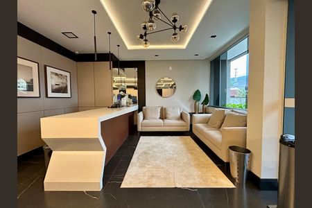 Apartamento para alugar com 71m², 2 quartos e 1 vaga Apartamento para alugar com 71m², 2 quartos e 1 vagaHall de entrada