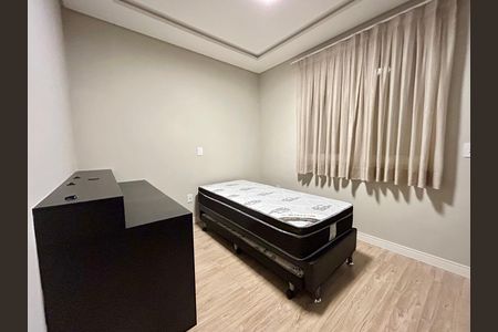Apartamento para alugar com 71m², 2 quartos e 1 vaga Apartamento para alugar com 71m², 2 quartos e 1 vagaQuarto