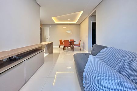 Sala de apartamento para alugar com 2 quartos, 71m² em Trindade, Florianópolis