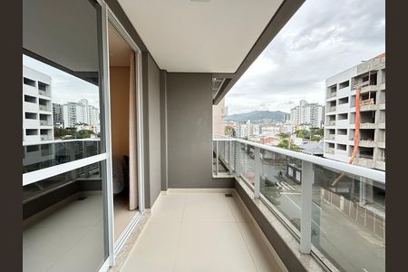 Apartamento para alugar com 71m², 2 quartos e 1 vaga Apartamento para alugar com 71m², 2 quartos e 1 vagaVaranda gourmet