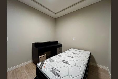 Quarto de apartamento para alugar com 2 quartos, 71m² em Trindade, Florianópolis