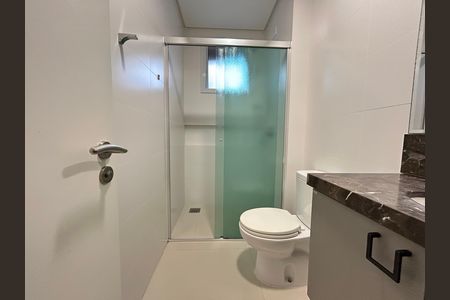 Apartamento para alugar com 71m², 2 quartos e 1 vaga Apartamento para alugar com 71m², 2 quartos e 1 vagaBanheiro suíte