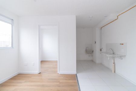 Apartamento para alugar com 33m², 2 quartos e sem vaga Apartamento para alugar com 33m², 2 quartos e sem vagaSala