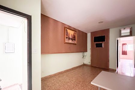 Casa para alugar com 120m², 3 quartos e 3 vagasSala