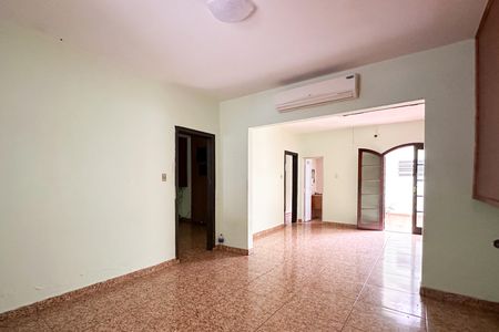 Casa para alugar com 120m², 3 quartos e 3 vagasQuarto