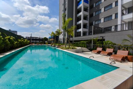 Apartamento à venda com 89m², 2 quartos e 2 vagas Apartamento à venda com 89m², 2 quartos e 2 vagasÁrea comum - Piscina