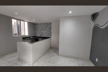 Sala de casa para alugar com 1 quarto, 60m² em Centro, Nova Iguaçu
