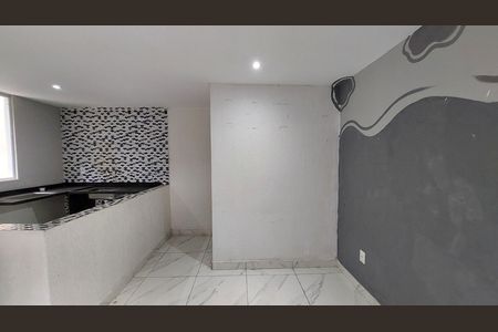 Casa para alugar com 60m², 1 quarto e 1 vaga Casa para alugar com 60m², 1 quarto e 1 vagaSala