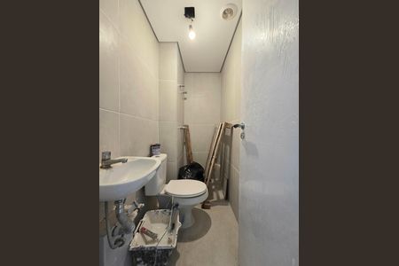 Apartamento para alugar com 150m², 3 quartos e 2 vagas Apartamento para alugar com 150m², 3 quartos e 2 vagasBanheiro de serviço