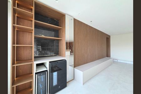 Sala de apartamento para alugar com 3 quartos, 150m² em Indianópolis, São Paulo