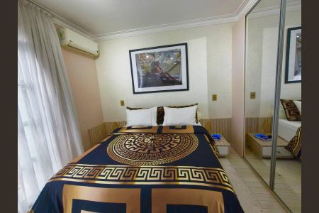 Casa de condomínio para alugar com 360m², 4 quartos e 4 vagas Casa de condomínio para alugar com 360m², 4 quartos e 4 vagasQuarto 2
