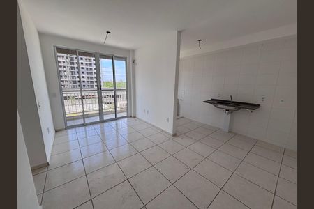 Sala de apartamento à venda com 2 quartos, 52m² em Barra Olímpica, Rio de Janeiro