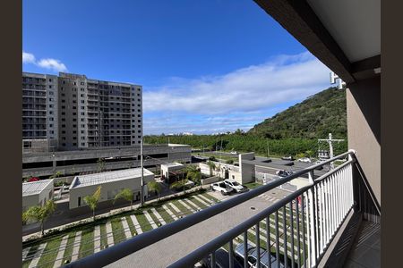 Varanda de apartamento à venda com 2 quartos, 52m² em Barra Olímpica, Rio de Janeiro