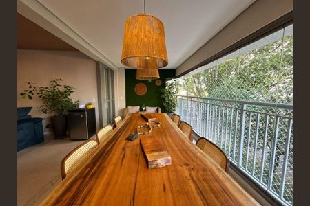 Apartamento à venda com 3 quartos, 131m² em Vila Mariana, São Paulo
