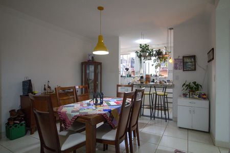 Apartamento à venda com 55m², 2 quartos e 1 vaga