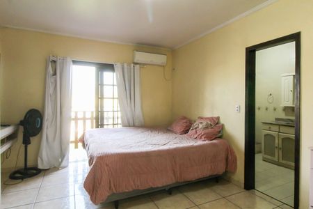 Casa à venda com 260m², 6 quartos e 3 vagas Casa à venda com 260m², 6 quartos e 3 vagasSuíte