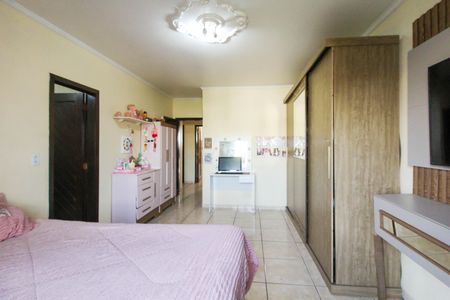 Casa à venda com 260m², 6 quartos e 3 vagas Casa à venda com 260m², 6 quartos e 3 vagasSuíte