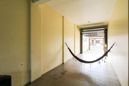 Casa à venda com 260m², 6 quartos e 3 vagas Casa à venda com 260m², 6 quartos e 3 vagasÁrea externa