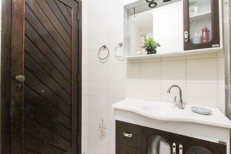 Casa à venda com 260m², 6 quartos e 3 vagas Casa à venda com 260m², 6 quartos e 3 vagasBanheiro