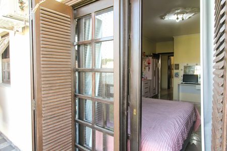 Casa à venda com 260m², 6 quartos e 3 vagas Casa à venda com 260m², 6 quartos e 3 vagasVaranda da Suíte