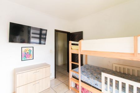 Casa à venda com 260m², 6 quartos e 3 vagas Casa à venda com 260m², 6 quartos e 3 vagasQuarto 1