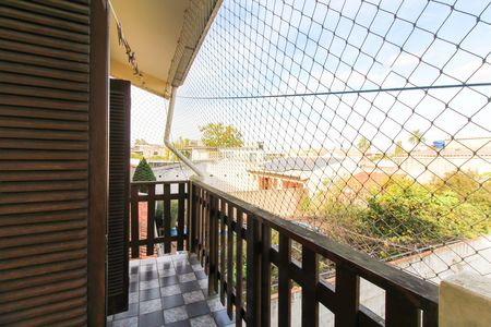 Casa à venda com 260m², 6 quartos e 3 vagas Casa à venda com 260m², 6 quartos e 3 vagasVaranda da Suíte
