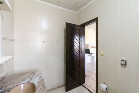 Casa à venda com 260m², 6 quartos e 3 vagas Casa à venda com 260m², 6 quartos e 3 vagasBanheiro da Suíte