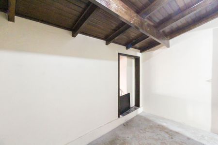 Casa à venda com 260m², 6 quartos e 3 vagas Casa à venda com 260m², 6 quartos e 3 vagasApartamento