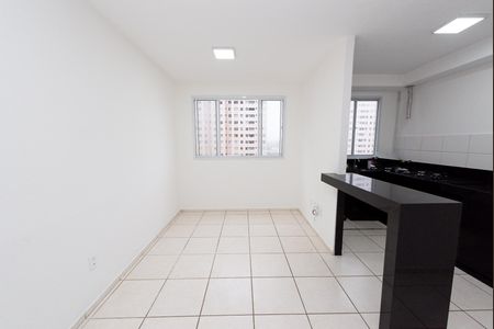 Sala de apartamento para alugar com 2 quartos, 45m² em Jk, Contagem