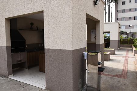 Apartamento para alugar com 45m², 2 quartos e 1 vagaÁrea comum - Churrasqueira