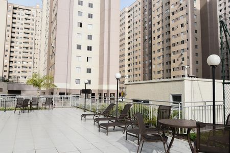 Apartamento para alugar com 45m², 2 quartos e 1 vagaÁrea comum - Piscina