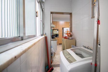 Apartamento à venda com 76m², 2 quartos e 1 vaga Apartamento à venda com 76m², 2 quartos e 1 vagaÁrea de Serviço