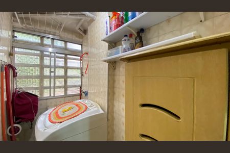 Apartamento à venda com 45m², 2 quartos e 1 vagaÁrea de Serviço