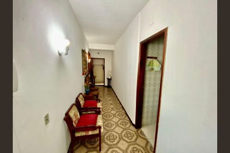 Corredor de apartamento para alugar com 2 quartos, 71m² em Ponta Negra, Maricá
