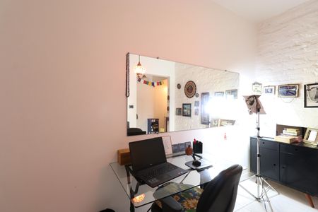 Casa à venda com 120m², 2 quartos e sem vagaEscritório