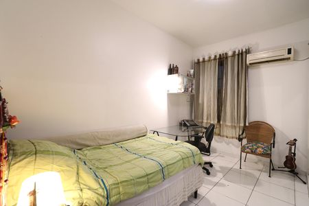 Casa à venda com 120m², 2 quartos e sem vagaQuarto 1