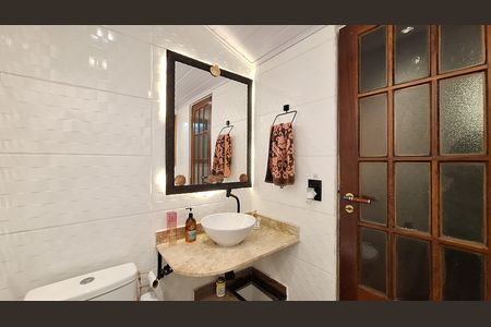 Casa à venda com 120m², 2 quartos e sem vaga Casa à venda com 120m², 2 quartos e sem vagaLavabo