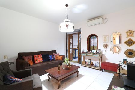 Sala de casa à venda com 2 quartos, 120m² em Bom Retiro, São Paulo