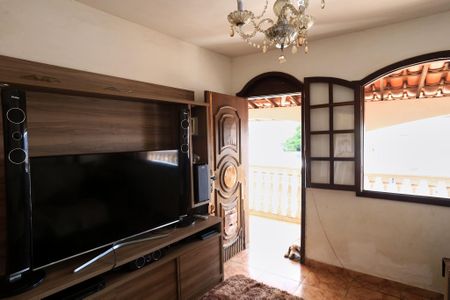 Casa para alugar com 168m², 3 quartos e 4 vagasSala