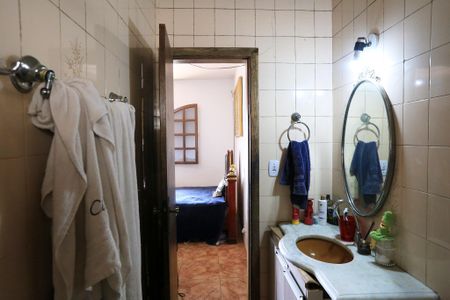 Casa para alugar com 168m², 3 quartos e 4 vagasBanheiro da Suíte