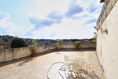 Casa para alugar com 168m², 3 quartos e 4 vagasÁrea externa