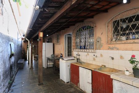 Casa para alugar com 168m², 3 quartos e 4 vagasÁrea de Serviço