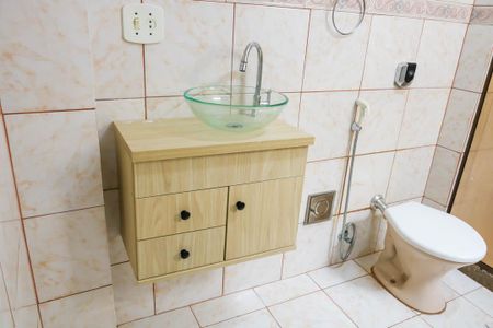 Apartamento para alugar com 70m², 2 quartos e 1 vagaBanheiro