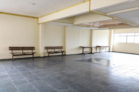 Apartamento para alugar com 70m², 2 quartos e 1 vagaÁrea comum - Salão de festas