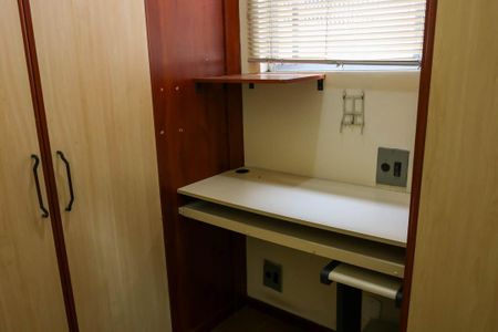 Apartamento para alugar com 70m², 2 quartos e 1 vagaEscritório