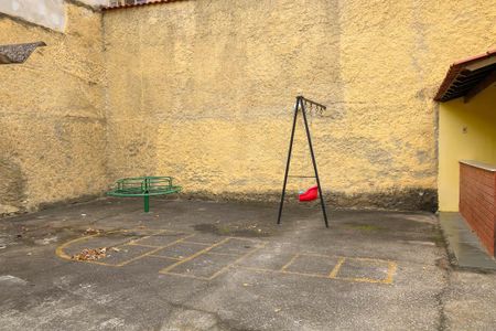 Apartamento para alugar com 70m², 2 quartos e 1 vagaÁrea comum - Playground